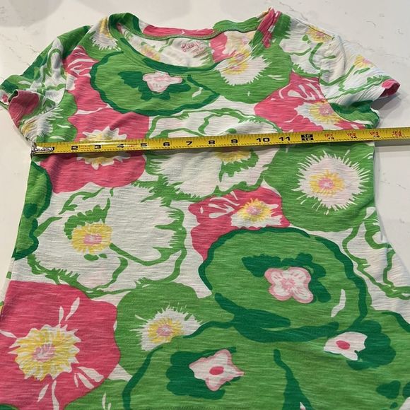 Lilly Pulitzer SS t-shirt, Size Small - Picture 4 of 5